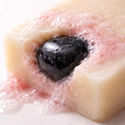 Savon Naturel Framboise avec Pierre Minérale 140g | Artisan Vosges - Terre et Trésors