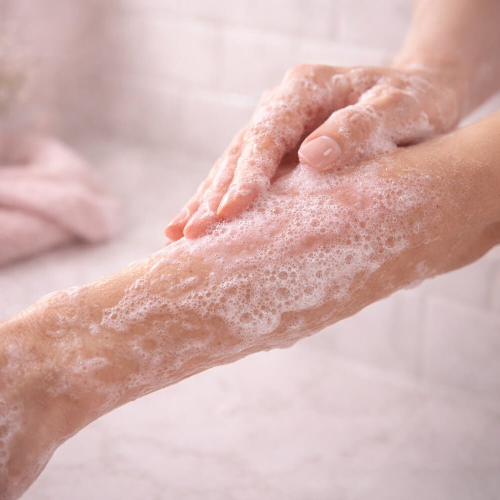 Savon Naturel Framboise avec Pierre Minérale 140g | Artisan Vosges - Terre et Trésors